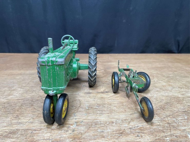 john-deere-60-image-11