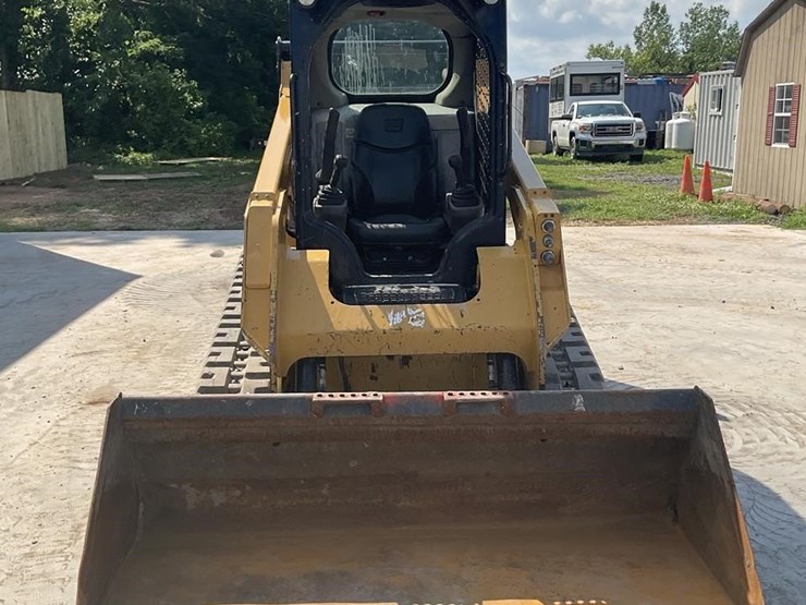 2016-caterpillar-259d-image-9