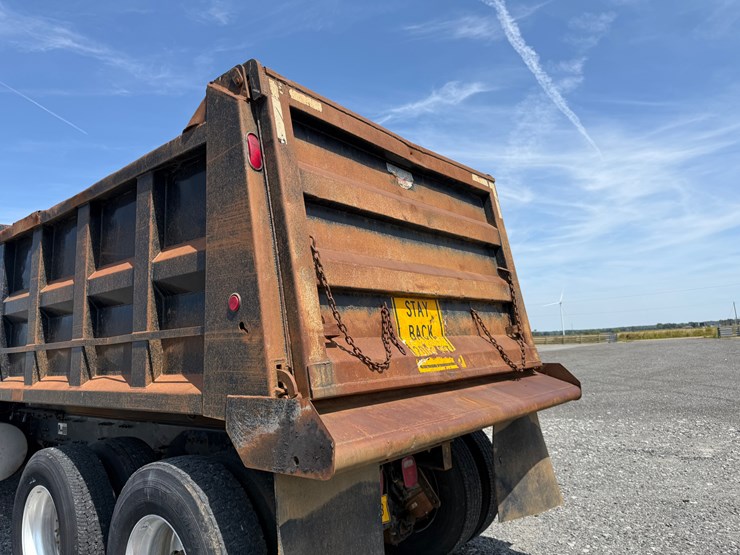 #11-•-#5197-•-2008-mack-granite-t/a-daycab-dump-truck-1m2ax04c68m003392-image-5