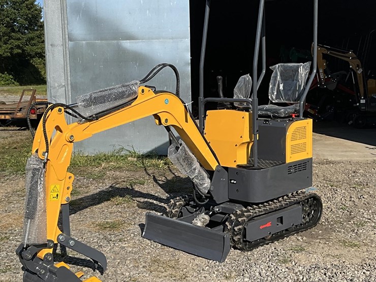 landhero-ldh-kn16-mini-excavator-9025-image-2