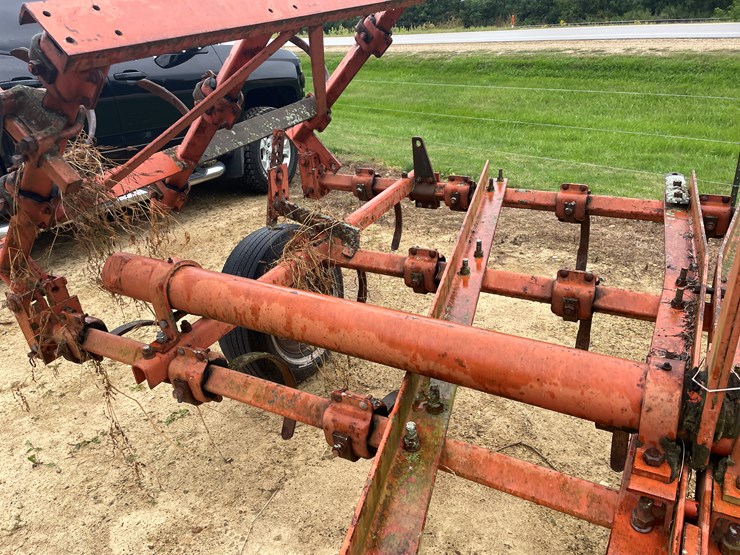 allis-chalmers-1200-image-11