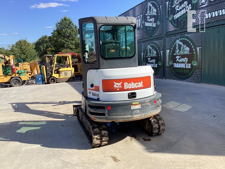 2015-bobcat-e32-image-6