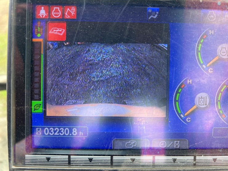2017-komatsu-pc138-image-30