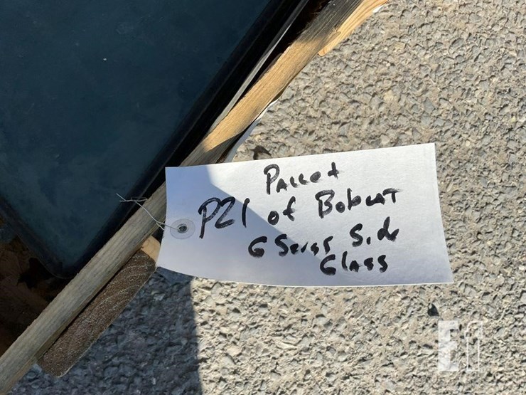 pallet-of-bobcat-g-series-side-glass-image-5