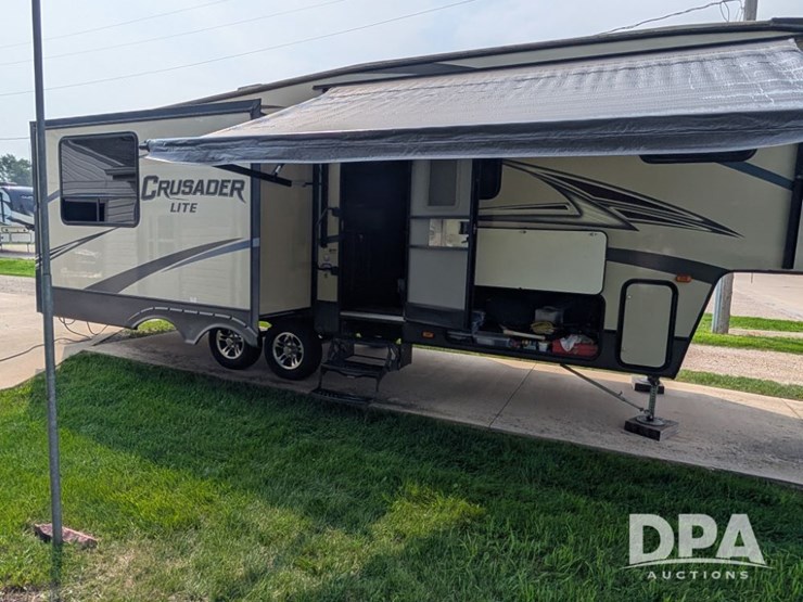 2015-crusader-lite-camper-(pz13846)-image-9