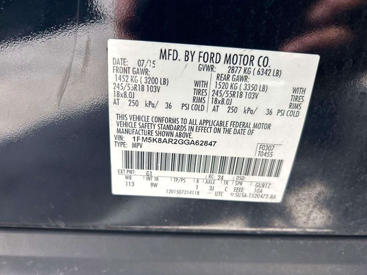 2016-ford-explorer-image-5