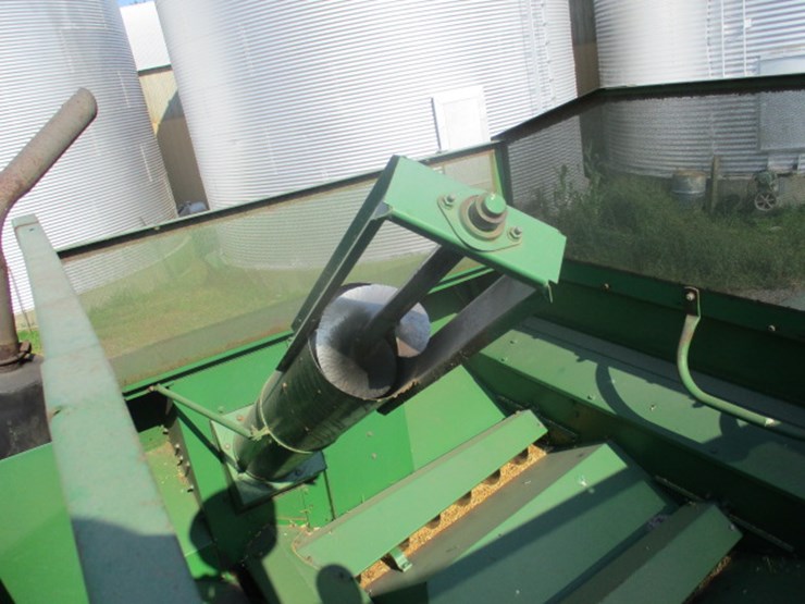 john-deere-4420-image-34