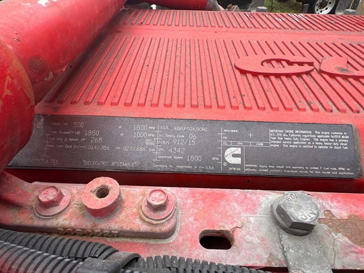 2019-peterbilt-389-image-22