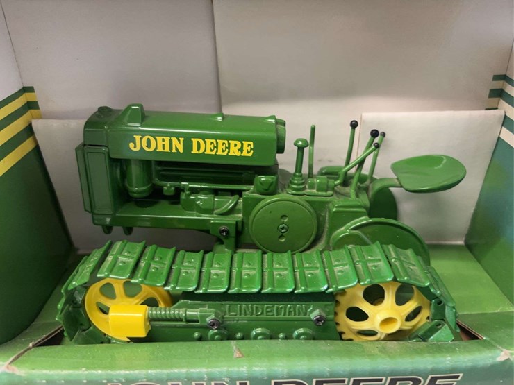 john-deere-16-image-10