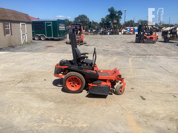 2019-kubota-z121s-image-7