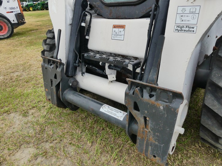 2021-bobcat-s740-image-10