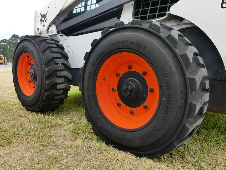 2021-bobcat-s740-image-5