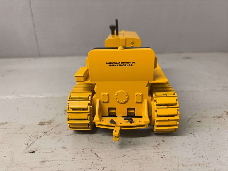 caterpillar-d9-image-36