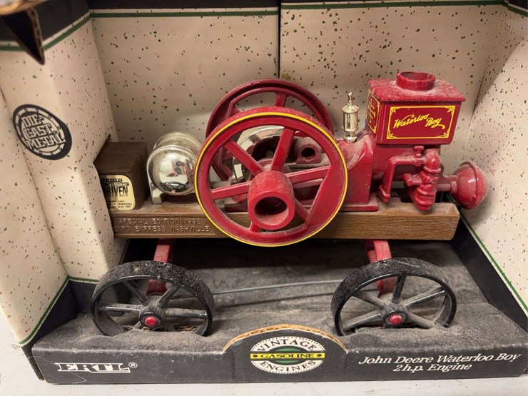 john-deere-420-image-15