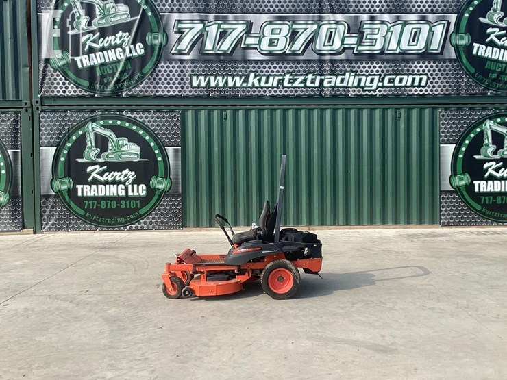 2014-kubota-z122r-image-1