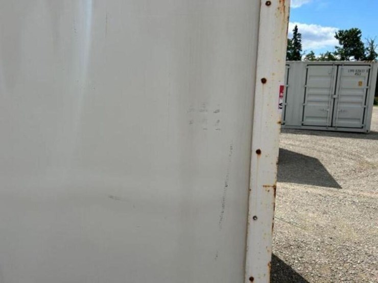 7-ft-6-in.-x-16-ft-storage-container-image-10
