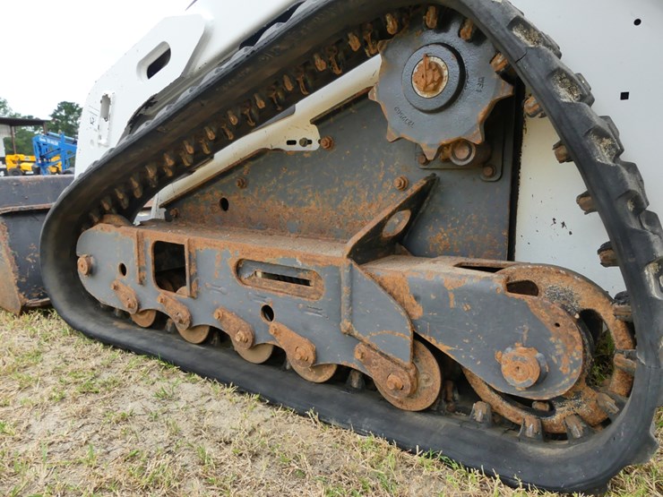 2017-bobcat-mt85-image-5