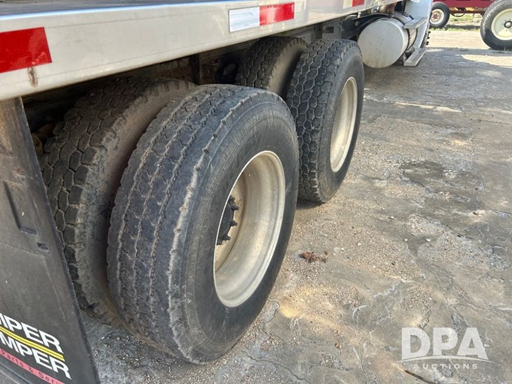 2001-freightliner-dry-tender-truck-(cp0656,-unit-28070)-image-20