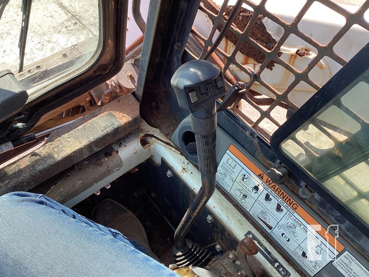 2003-bobcat-t190-image-28