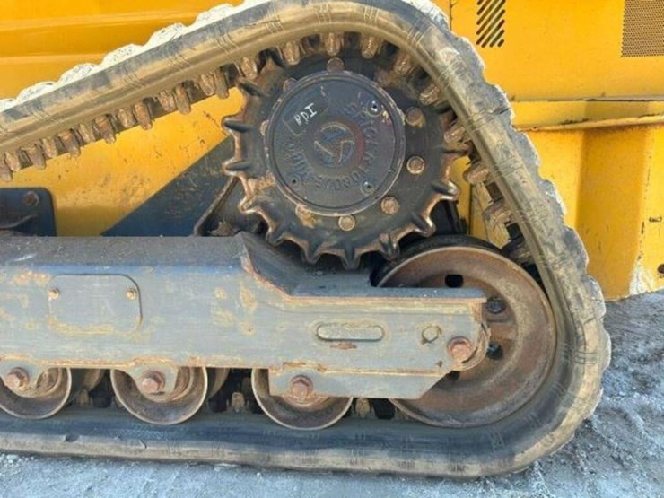 2022-deere-325g-image-39