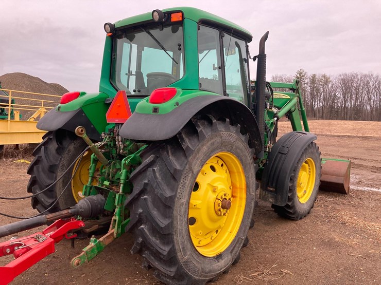 john-deere-7220-image-3