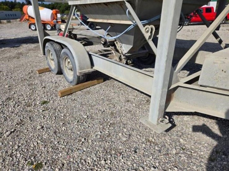 2014-fastway-low-profile-tow-behind-t/a-cement-sil-image-22