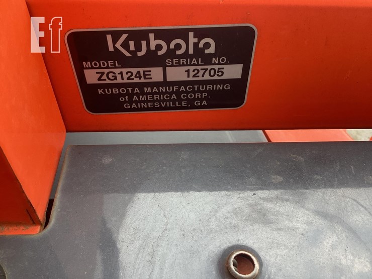 2013-kubota-zg124e-image-14