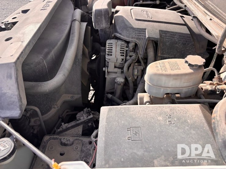 2013-gmc-2500-image-50
