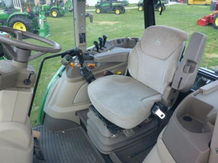 2019-john-deere-5090r-image-12