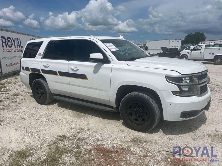 2018-chevrolet-tahoe-image-2