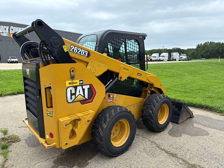 caterpillar-262d3-image-5