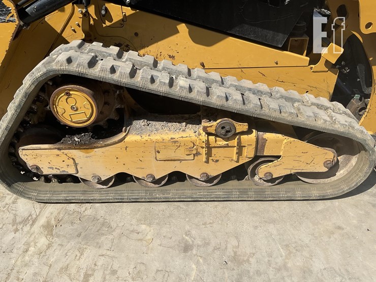 2016-caterpillar-259d-image-7