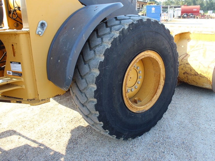 2015-deere-544k-image-8