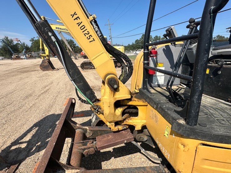 2012-caterpillar-305e-cr-image-20