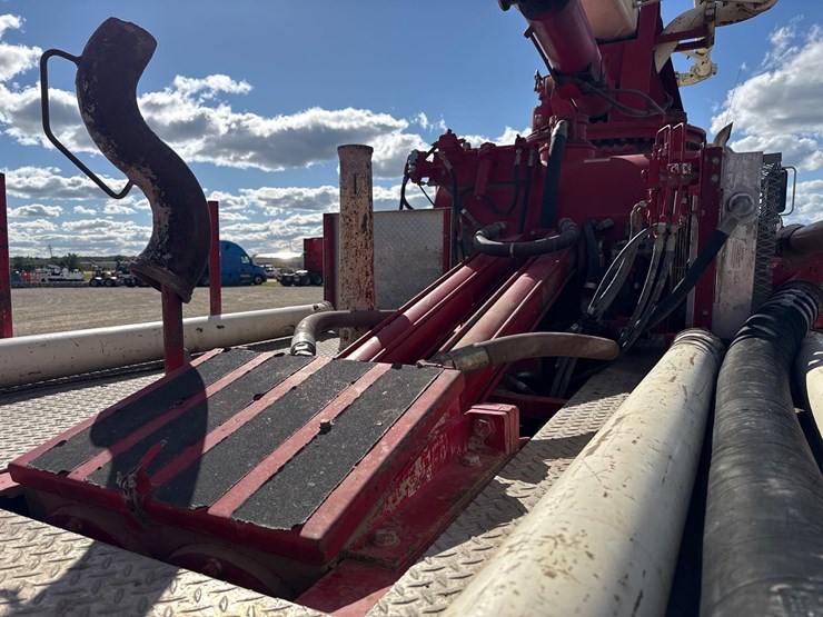 ford-l8000-image-17
