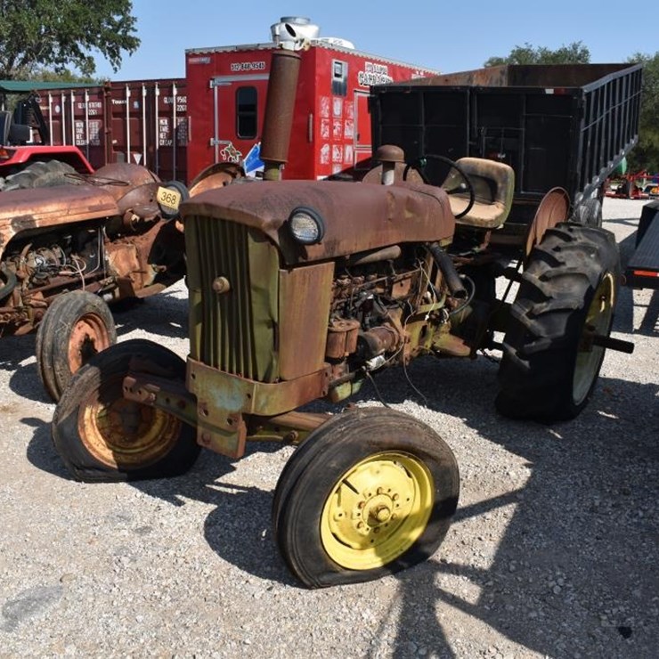 JOHN DEERE 1010