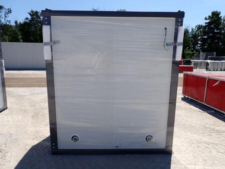 unused-bastone-portable-restroom-image-6