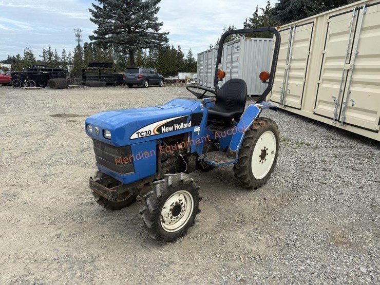 new-holland-tc30-image-1