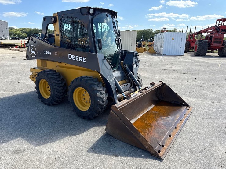 2020-deere-324g-image-6
