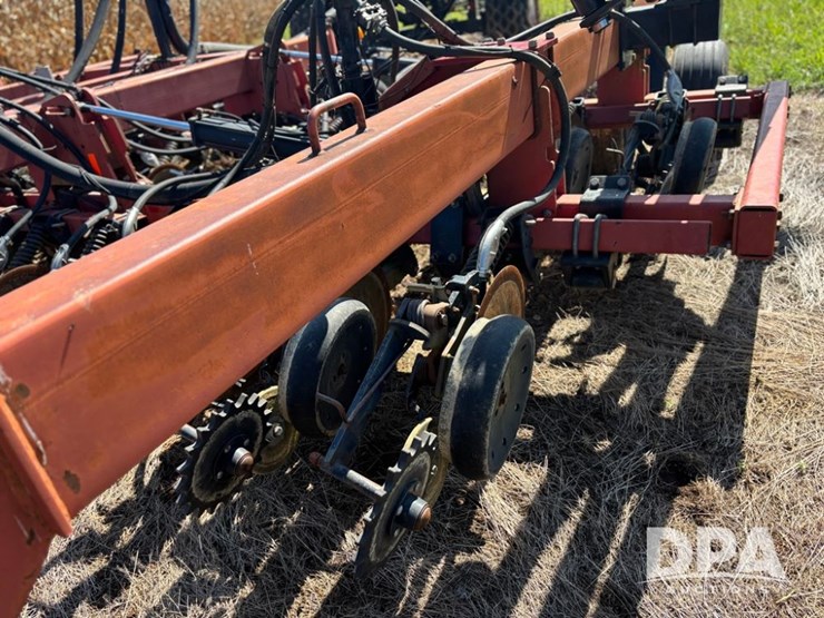 case-ih-2400-image-56