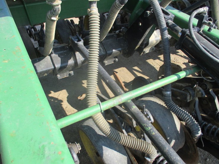 john-deere-750-image-24