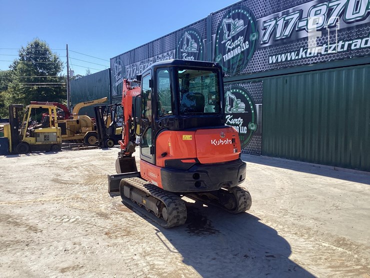 2023-kubota-kx033-4-image-4