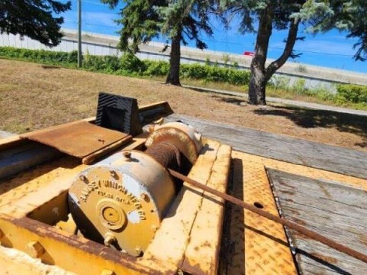 2010-trail-eze-35-ft-tri/a-tilt-&-load-trailer-1da-image-3