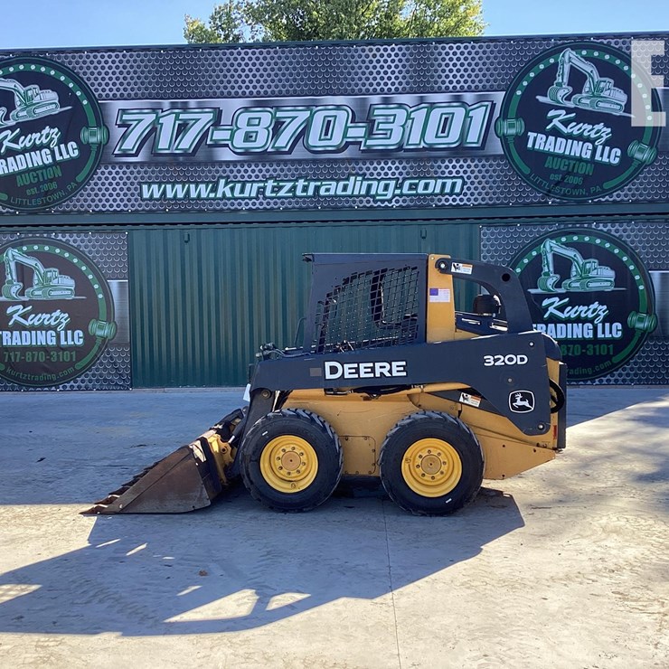 2012 DEERE 320D