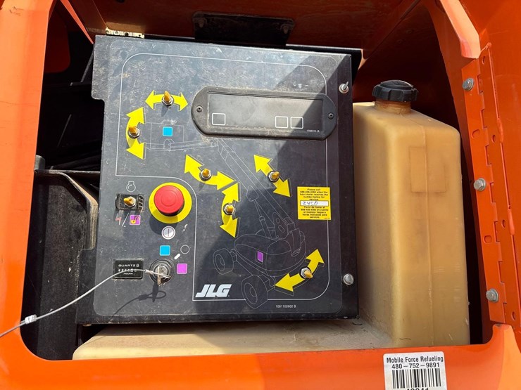 2017-jlg-660sj-image-13