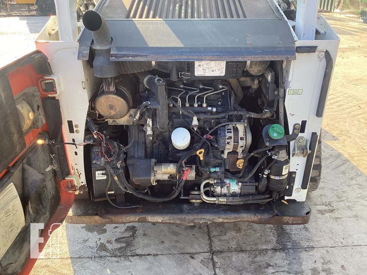 2015-bobcat-t590-image-18