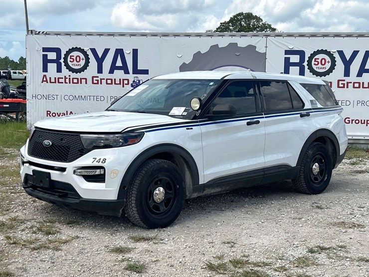 2021-ford-explorer-image-1