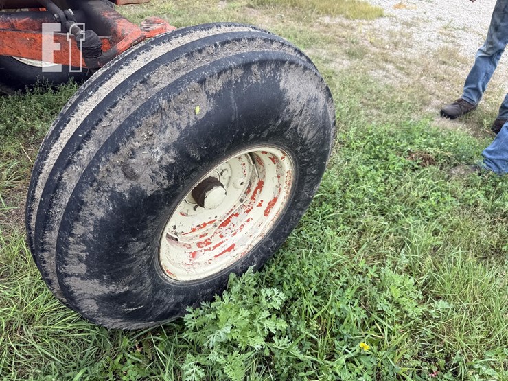 allis-chalmers-200-image-32