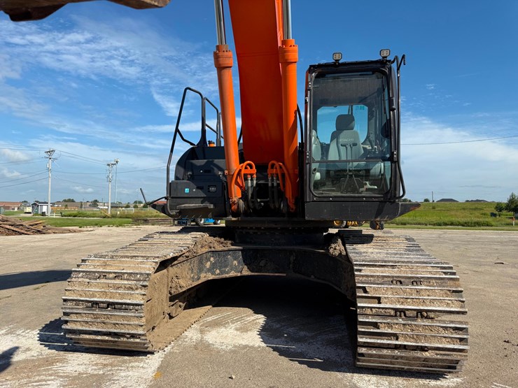 2019-hitachi-zx350lc-6n-image-12
