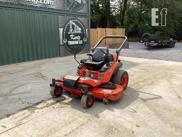 2015-kubota-zd331-image-11